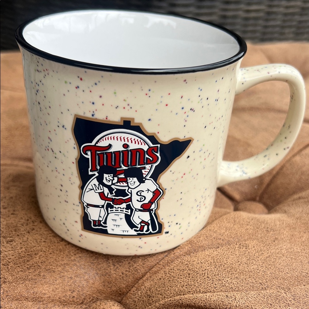 Minnesota Twins MLB Baseball Ceramic 12oz Coffee Mug Cup NWT